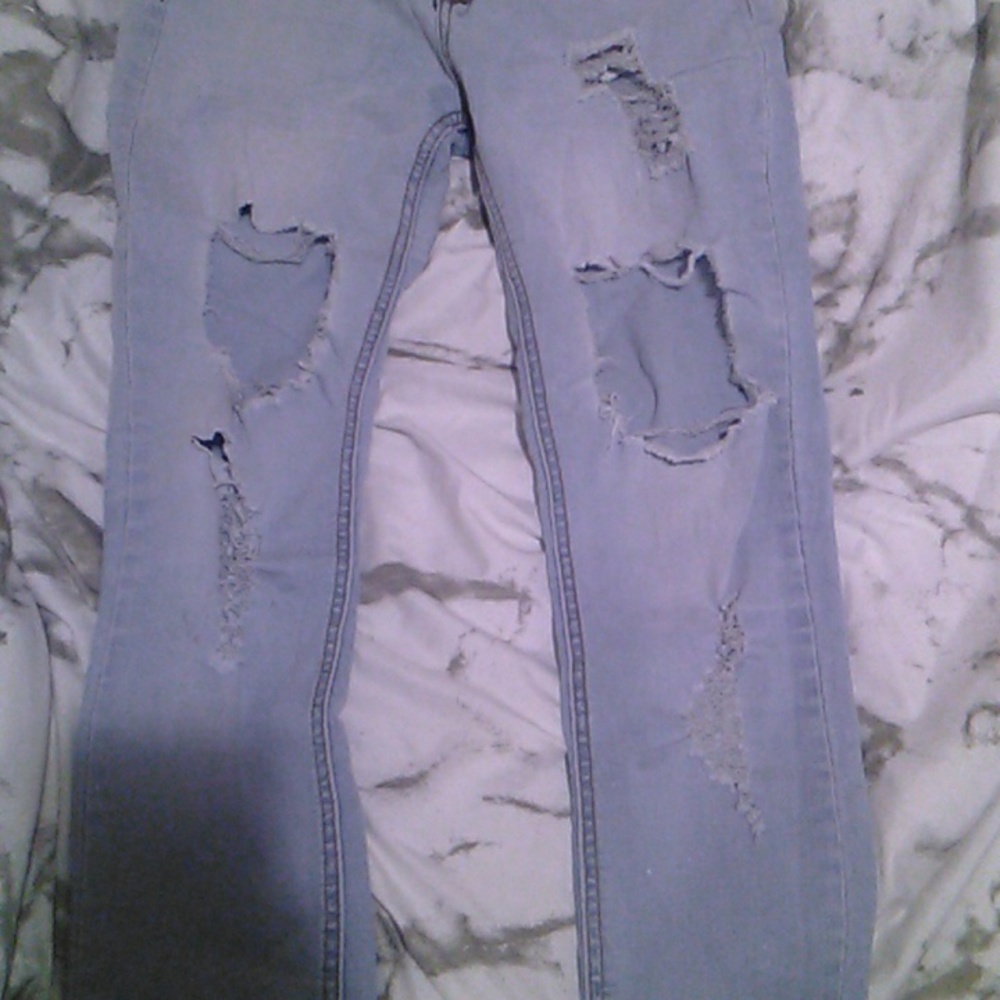 Jean - Picture 2 of 3
